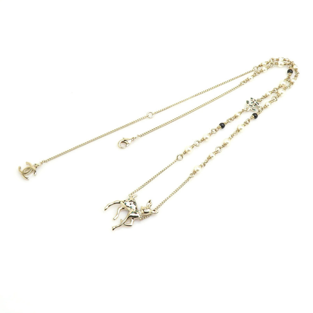 CHANEL White Pearl Necklace - Picture 9 of 11